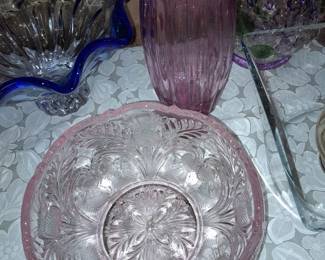 BEAUTIFUL Collection Of Colored Crystal & Art Glass