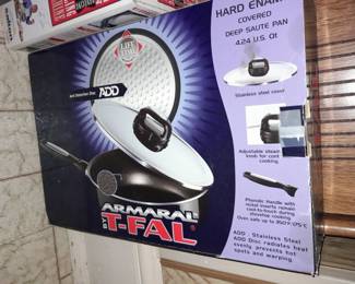 BRAND NEW Armaral By T-Fal