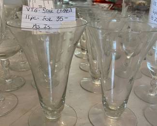 #219	vtg star etched 11 pc as is 2 chip glasses 	 $35.00 
