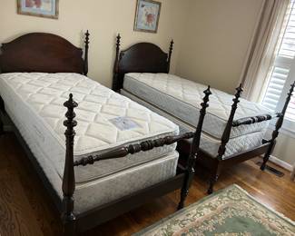 #59	Mahogany twin bed with 4 post beds (2)  pair	 $230.00 
