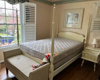 #70	Full Size Dixie 4 post French Provencial Bed 	 $125.00 
