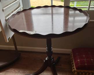 #2	Round pedistal table with lip around the top 23x27	 $100.00 
