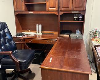 #94	Laminate L-Shaped 4 piece Desk w/pull-out keyboard w/ plug-ins on side pull-out - 72x24x30 Base - 48x22x30 Other Side - Bookshelf - 48x12x48 Center, 24x12x48 Side Bookcase  - You Move	 $75.00 
