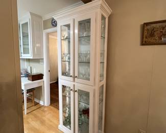 #22	White Wood hand-made Display Cabinet w/4 glass Doors w/4 glass shelves & 2 wood shelves - lighted - 32x14x84	 $175.00 
