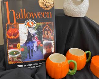 Ghost candle votive, Halloween recipe/fun book, pr. pumpkin cups