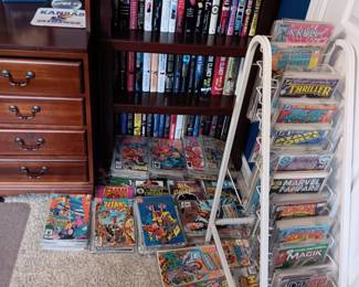 100's of comics in mint condition