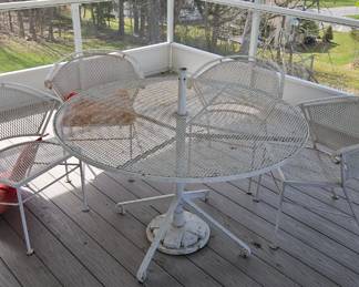 Metal Table & 5 chairs