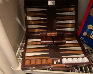 Backgammon looks like new