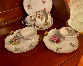 Snack Plates and Cups