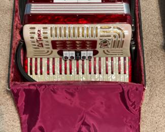 Antique La, Tosca Fiesta accordion made in Italy