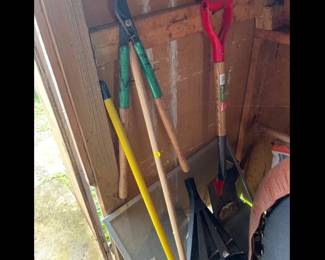 LOT OF YARD TOOLS AND TRAMPOLINE