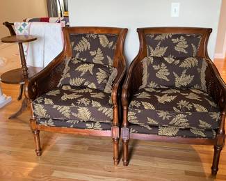 Pair of Living Room Chairs - LIKE NEW!