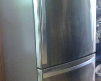 Stainless steel refrigerator 