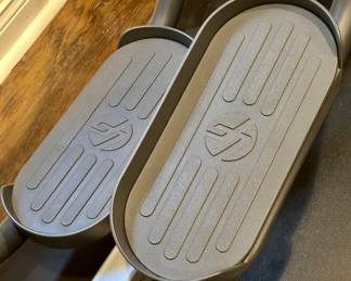 Life Fitness X3 Elliptical Cross Trainer with Advanced Workout Console