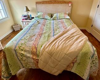 This is very nice Wicker Bedroom Set including Bedframe and Mattress/Boxspring, 4 Drawer Dresser and Mirror, Wicker Accent Chair and Wicker Nightstand