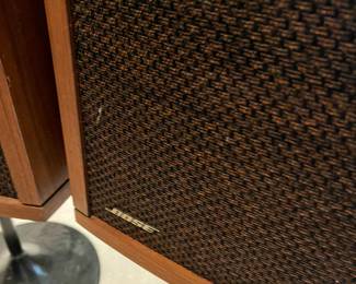 Vintage Bose Speakers 901 