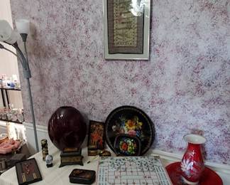 Check out that real "Chinese checkers" it is a neat item!