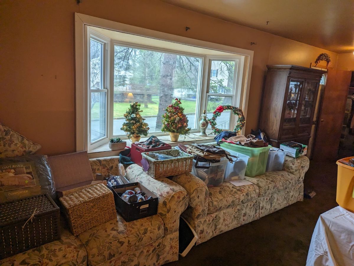 Estate Sale Mahwah starts on 4/13/2024