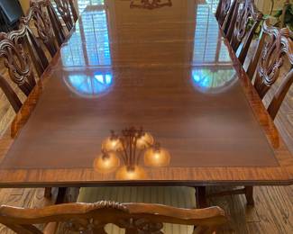 Dining Table with 8 chairs