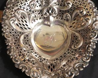 Sterling silver heart shape dish 
