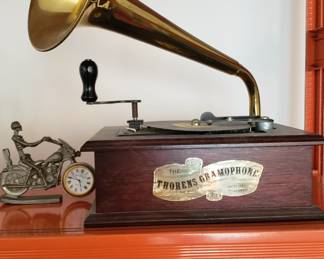 Thorens gramaphone