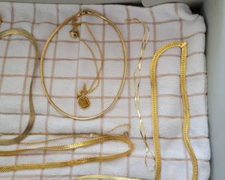 Beautiful Necklaces (Not Real Gold ) 
