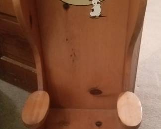 Antique pouting chair