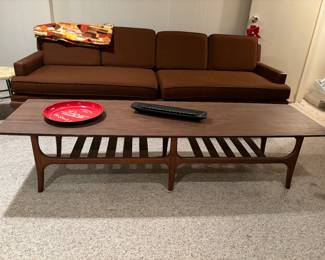 Super clean mid century modern coffee table