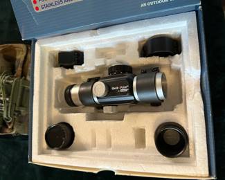 Weaver Qwik Point Red Dote Scope 