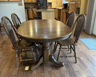 Oak Kitchen Table & Chairs with Leaves 