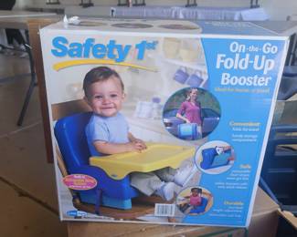 Safety 1st On-The-Go Fold Up Booster Seat
