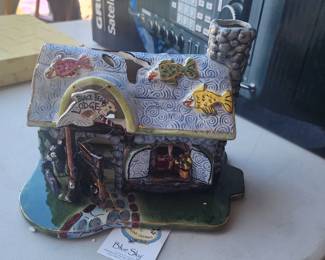 Vintage Blue Sky Black Bears Lodge