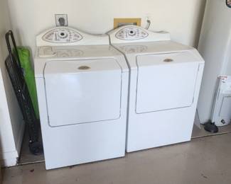 Maytag Front Load Washer MAH6500AWW & Electric Dryer MDE5500AYW