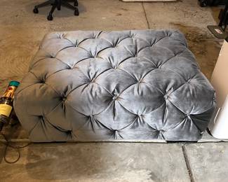 F10 - $400. Tufted Ottoman. Grey Velour Fabric. Excellent Condition. (Moved to CLEAN garage for staging)