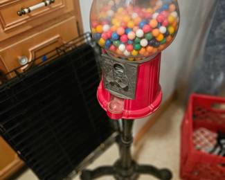 Metal & Glass Top bubble gum machine