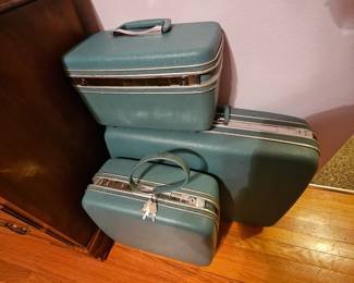 Samsonite Luggage 