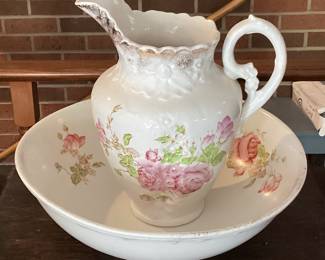 LABELLE CHINA PITCHER/BOWL