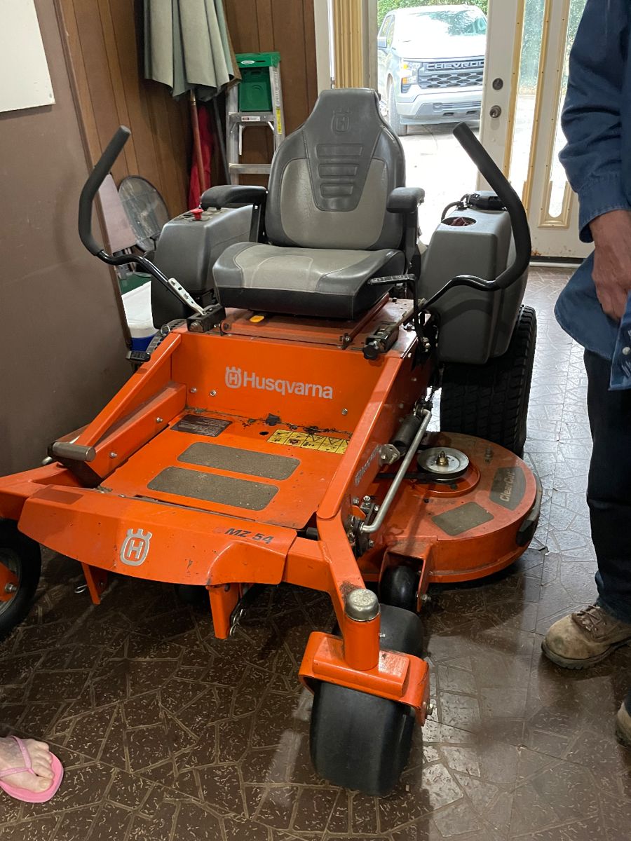 Mona’s in Andrews, NC starts on 4/20/2024