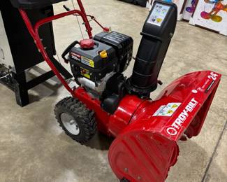 Troy-Bilt Storm 2410 208cc Snowblower Orlando Estate Auction