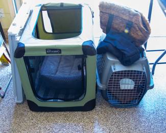 Pet carriers/containers