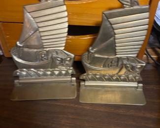Brass Foldable Ship Bookends