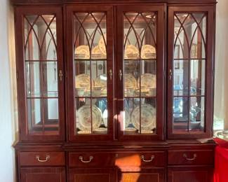 Ethan Allen China Cabinet 