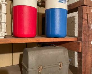 Thermos and vintage lunchbox