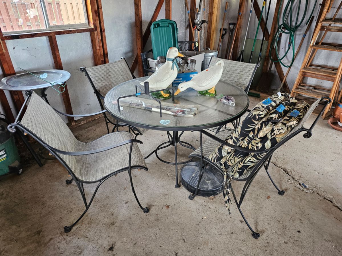Cait's Joliet Estate Sale 50 OFF SATURDAY! starts on 4/19/2024