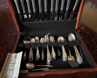 International Sterling flatware set of 94 pieces