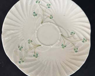 BELLEEK POTTERY
IRELAND Harp Shamrock
Accent Plate
