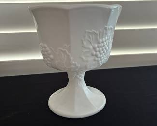 Vintage Milk Glass
Compote Footed Planter
Grape Cluster with Vines