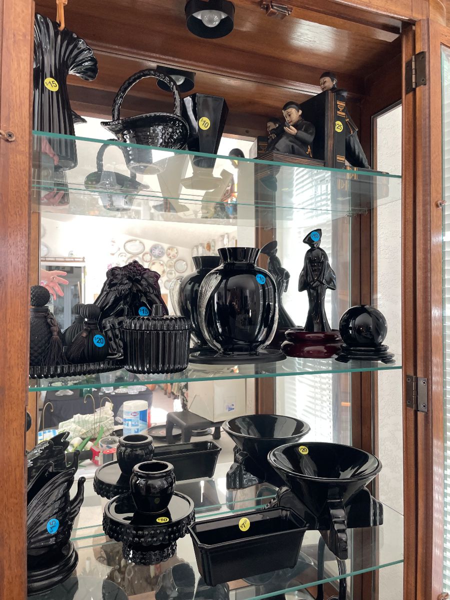 A Collector’s Collections in Placentia, CA starts on 4/19/2024