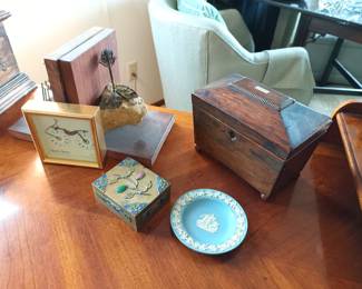 Wooden boxes, wedgewood and other decor