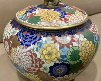 Footed Cloisonné Ginger Jar Foo-dog   